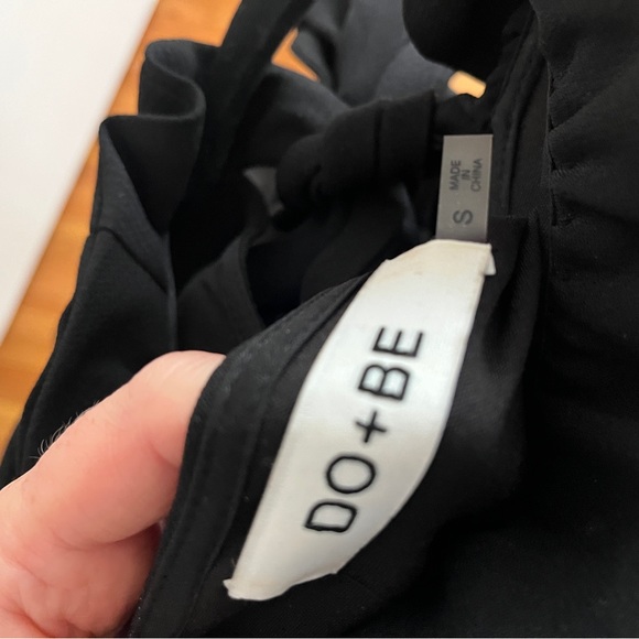 Black Ruffle Neck Romper - Picture 5 of 6